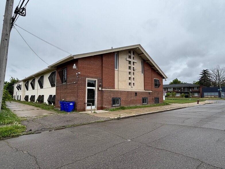 More Photos Of 15003 Joy Rd, Detroit Religious Facility For Sale