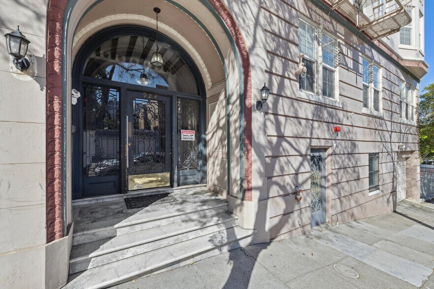 More Photos Of 924 Fulton St, San Francisco Apartments For Sale