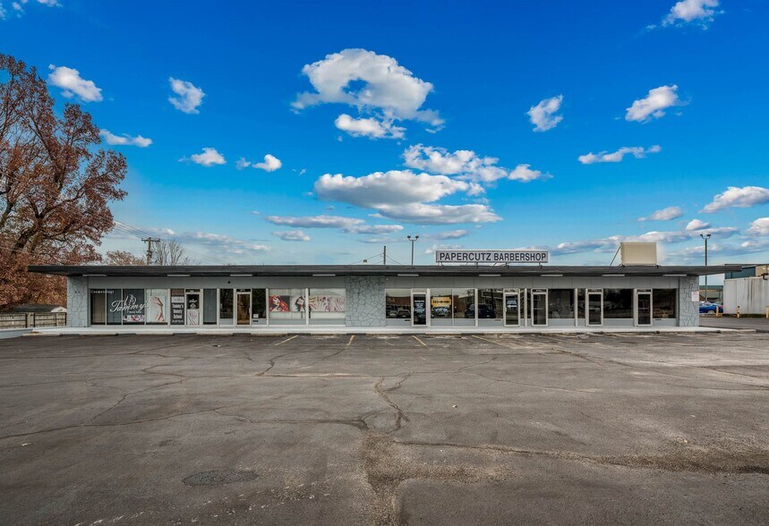 Primary Photo Of 1774 S Grant Ave, Springfield General Retail For Sale