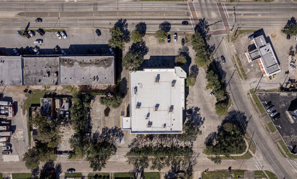 More Photos Of 101 W Southmore Ave, Pasadena Storefront Retail Office For Lease