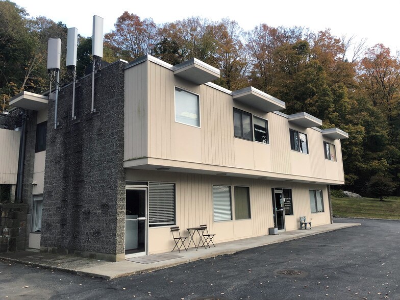 More Photos Of 509 Route 22, North Salem Medical For Sale