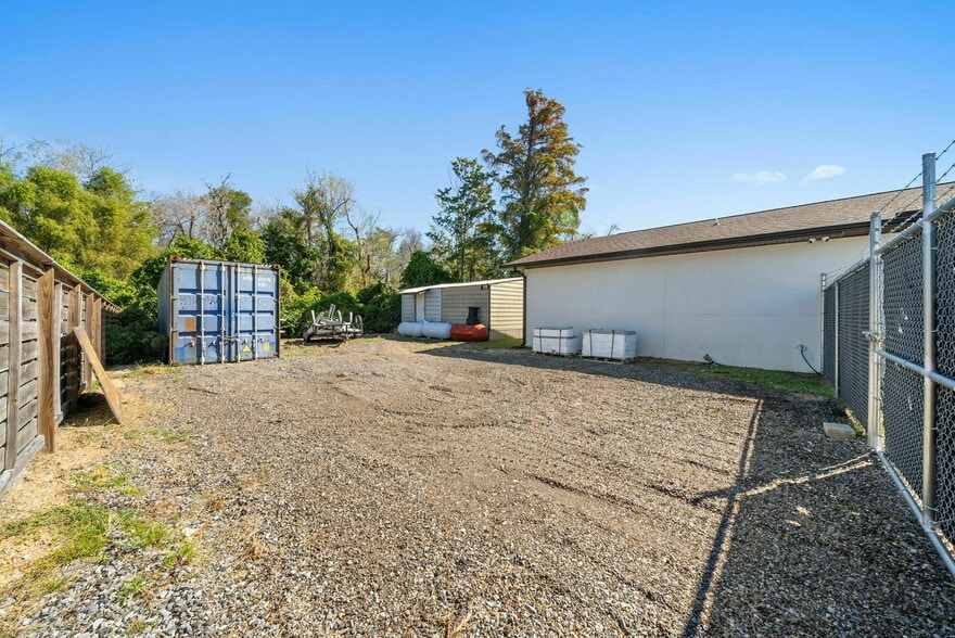 More Photos Of 726 Airport Rd, Panama City Loft Creative Space For Lease