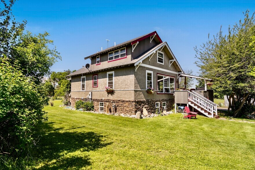 More Photos Of 76413 Gallatin Road, Gallatin Gateway Land For Sale