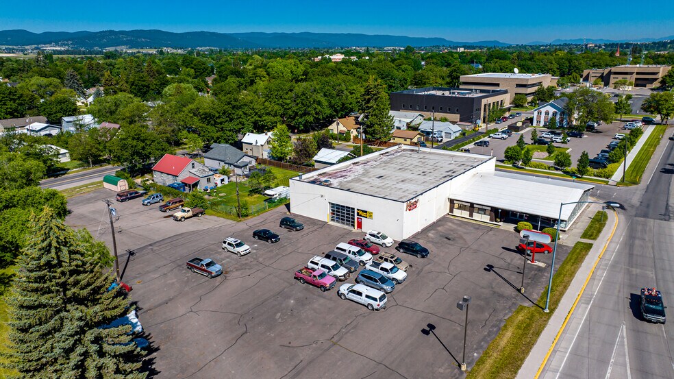 More Photos Of 1212 S Main St, Kalispell Auto Dealership For Sale