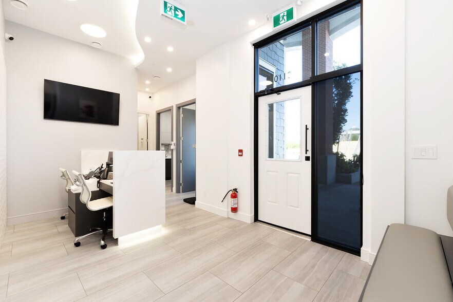 More Photos Of 2180 Kelly Av, Port Coquitlam Apartments For Sale