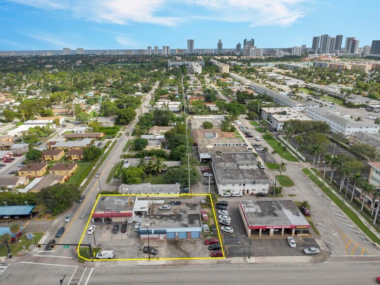 More Photos Of 1010 N Federal Hwy, Hallandale Beach Service For Sale