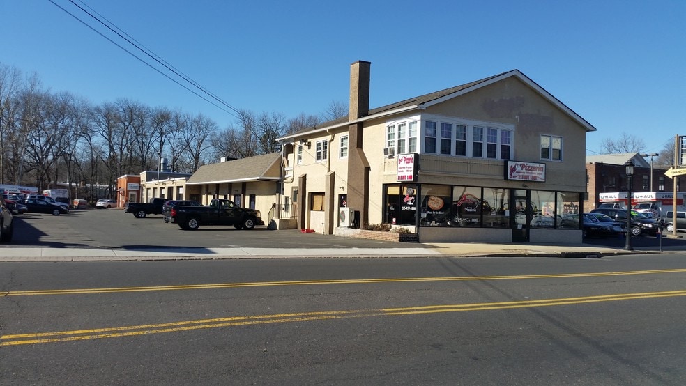 More Photos Of 324-332 S York Rd, Hatboro Auto Repair For Sale
