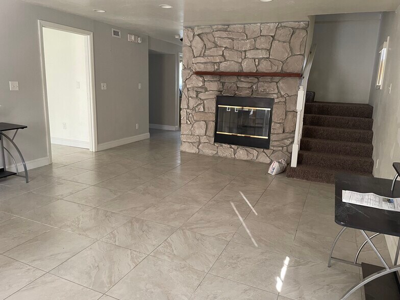 More Photos Of 5205 County Road 171, Wildwood Office For Sale