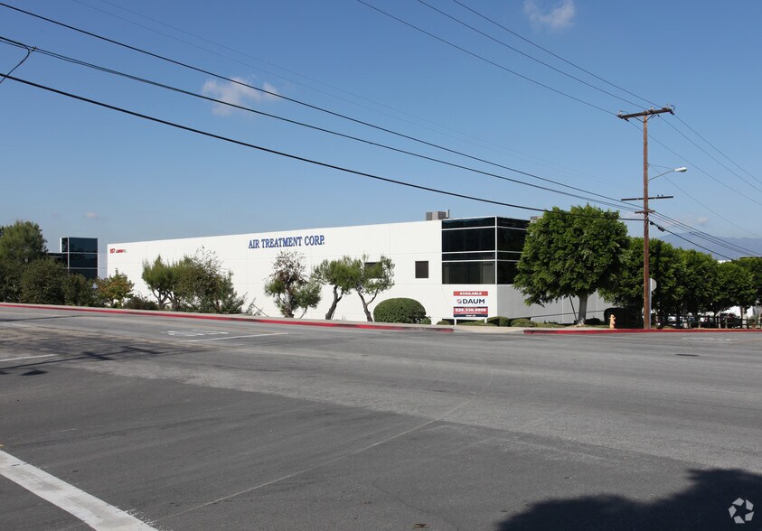 More Photos Of 957 Lawson St, City of Industry Distribution For Lease