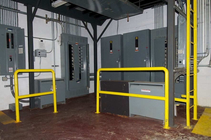 More Photos Of 81 Ingell St, Taunton Refrigeration Cold Storage For Sale