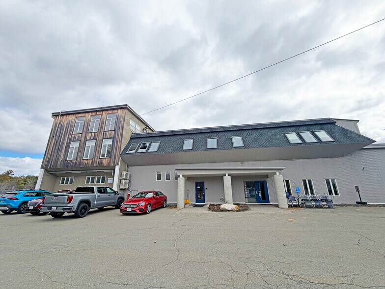 More Photos Of 20-26 Pomerleau St, Biddeford Railroad Yard For Lease