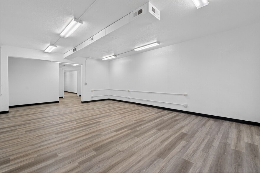 More Photos Of 344 Yellowstone Ave, Pocatello General Retail For Lease