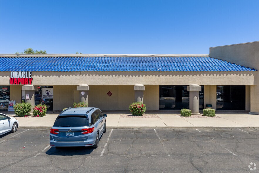 More Photos Of 2650-2702 E University Dr, Mesa Storefront For Lease