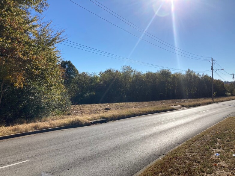 Primary Photo Of Sycamore View @ Summer Ave, Memphis Land For Sale