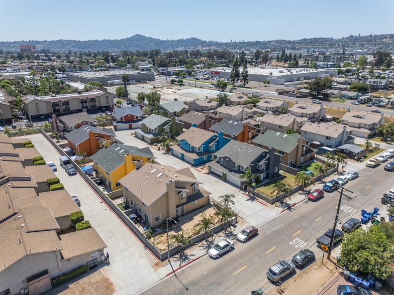 Primary Photo Of 445-523 Hart Dr, El Cajon Apartments For Sale