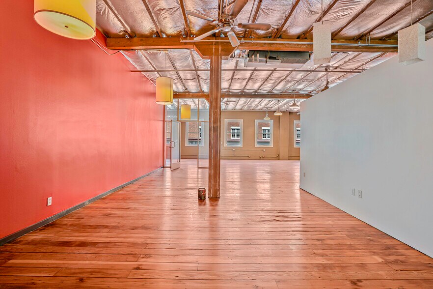 More Photos Of 629-639 J St, San Diego Storefront Retail Office For Lease
