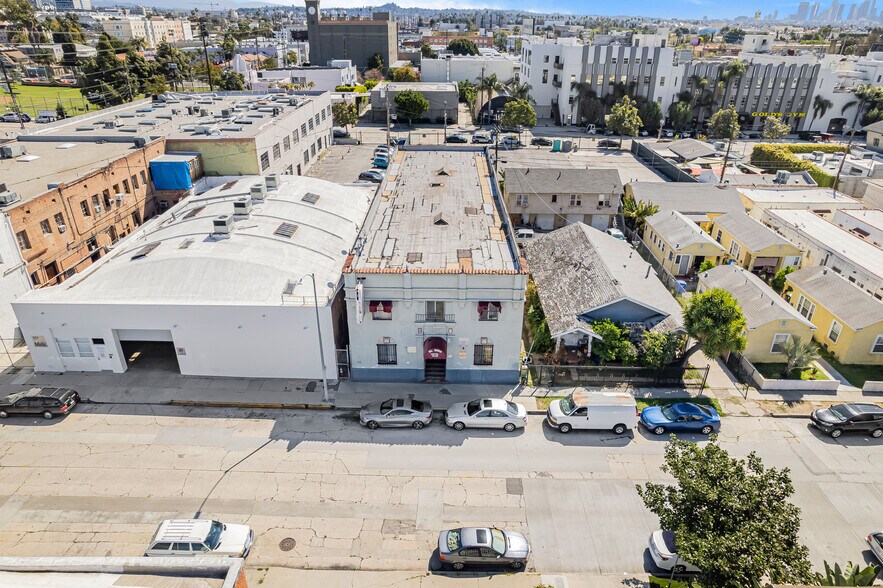 More Photos Of 1042 N Wilcox Ave, Los Angeles Hotel For Lease