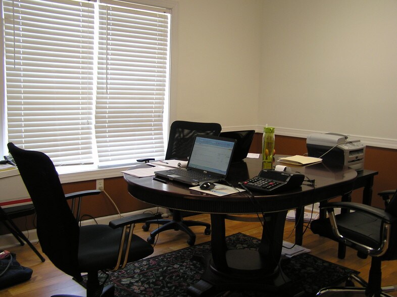 More Photos Of 6030 Bethelview Rd, Cumming Medical For Lease