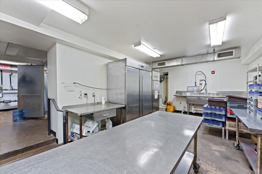 More Photos Of 1500 Race St, Cincinnati Apartments For Sale