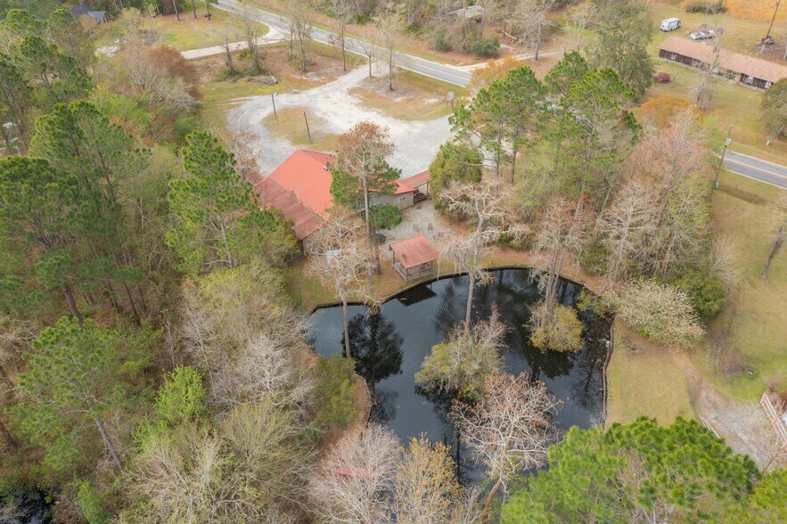 More Photos Of 340 Northview Dr, Jesup Restaurant For Sale