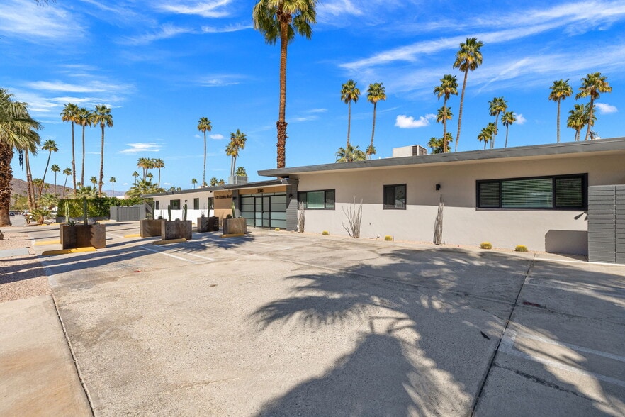 More Photos Of 2080 S Camino Real, Palm Springs Apartments For Sale