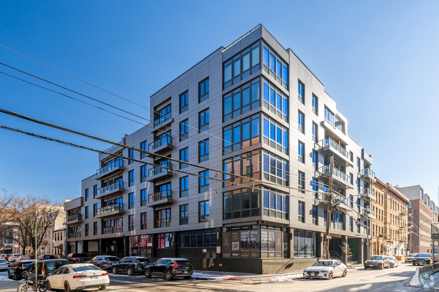 Primary Photo Of 36 India St, Brooklyn Apartments For Lease