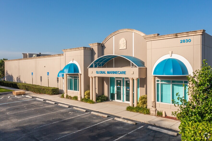 Primary Photo Of 2830 W State Road 84, Fort Lauderdale Flex For Sale