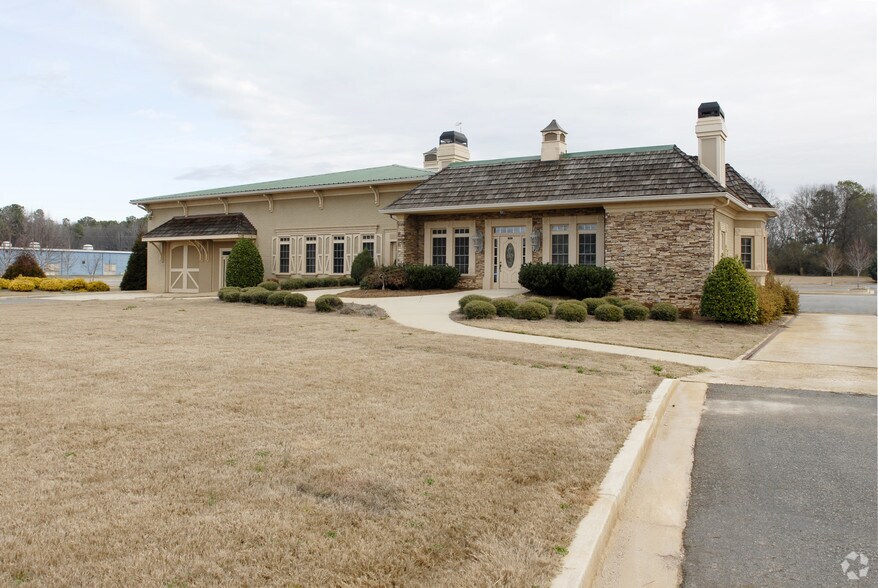 Primary Photo Of 1557 S Broad St, Monroe Coworking Space