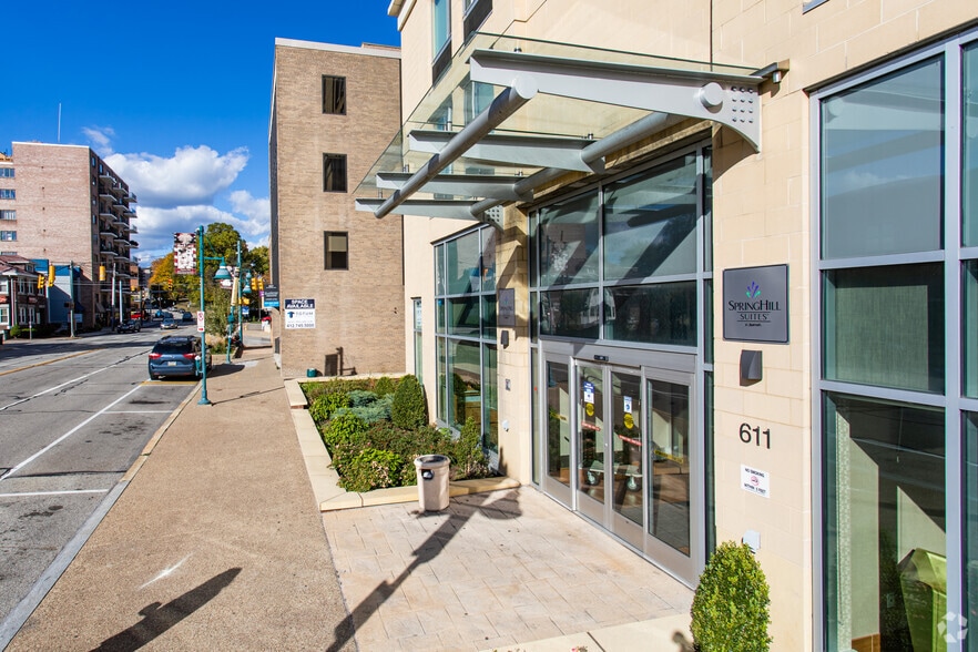 More Photos Of 611 Washington Rd, Pittsburgh Hotel For Sale