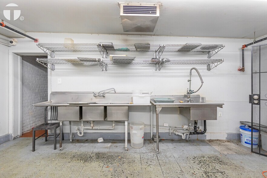More Photos Of 601-605 15th St, Sacramento Restaurant For Sale
