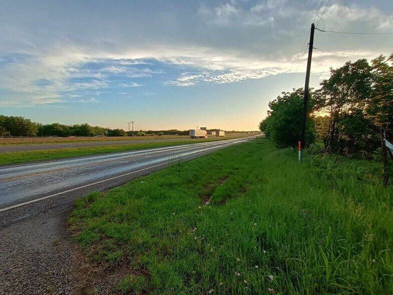 More Photos Of 5330 E Interstate 30, Campbell Land For Lease