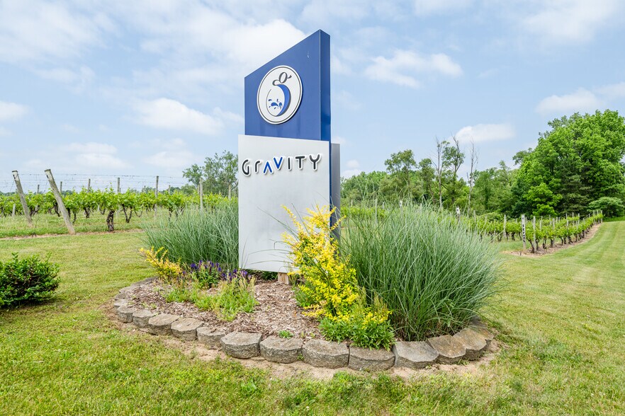 More Photos Of 10220 Lauer Rd, Baroda Winery Vineyard For Sale