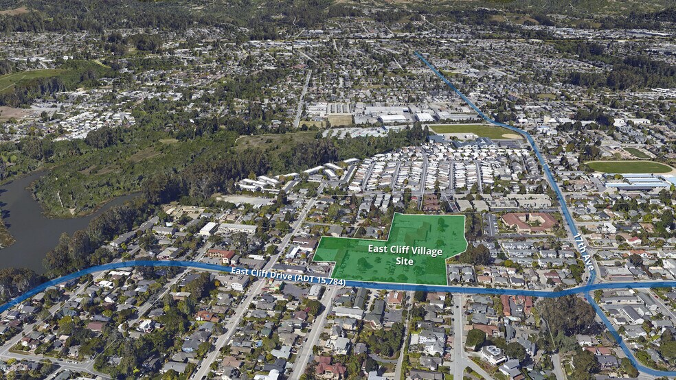 More Photos Of 21511 E Cliff Dr, Santa Cruz Unknown For Lease