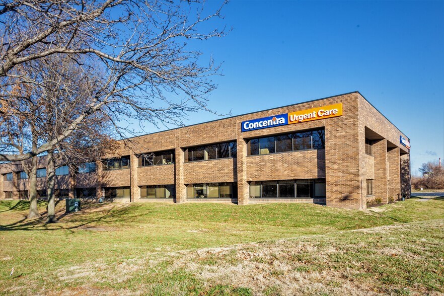 More Photos Of 6501 E Commerce Ave, Kansas City Office For Lease