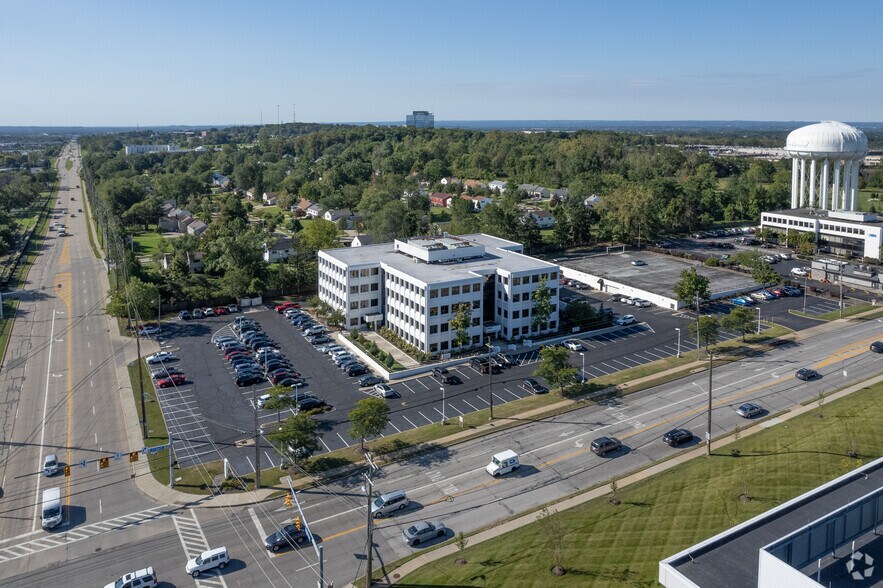 More Photos Of 25550 Chagrin Blvd, Beachwood Office For Lease