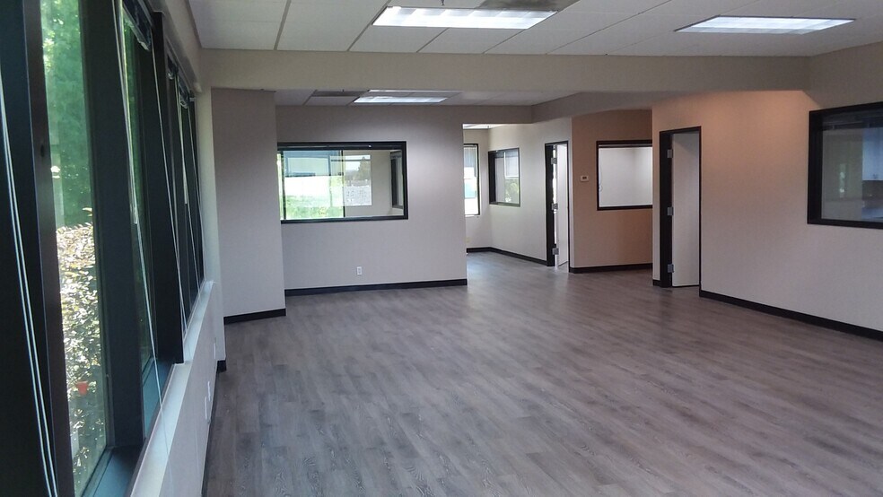 More Photos Of 191 Lynch Creek Way, Petaluma Medical For Lease