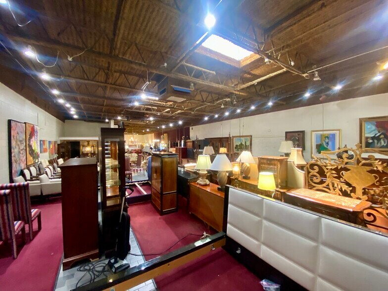 More Photos Of , Houston General Retail For Sale