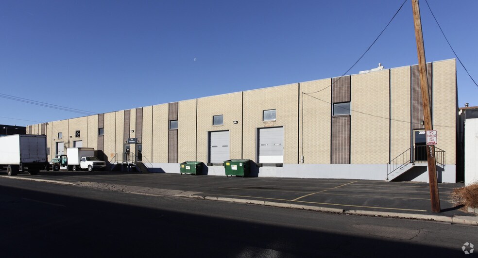 More Photos Of 205-209 Yuma St, Denver Warehouse For Lease