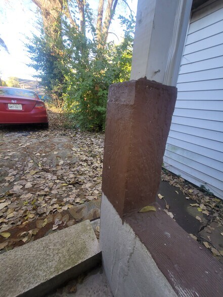 More Photos Of 1458 W 32nd St, Indianapolis Apartments For Sale