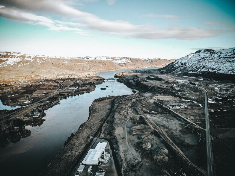 More Photos Of 31 Precision Ln, Malaga Manufacturing For Sale