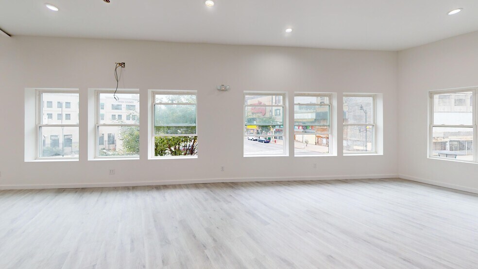 More Photos Of 252-256 Washington St, Newark Office For Lease