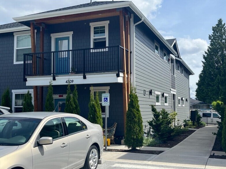 More Photos Of , Tacoma Multifamily For Sale
