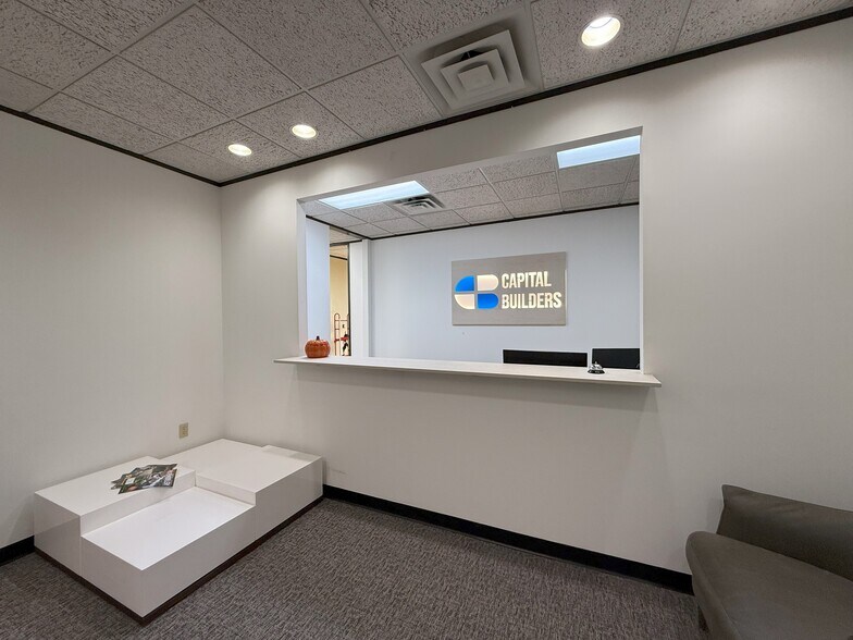 More Photos Of 1240 Blalock Rd, Houston Medical For Lease