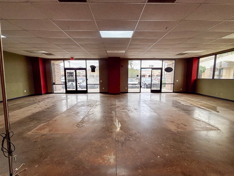 More Photos Of 79440 Highway 111, La Quinta General Retail For Lease