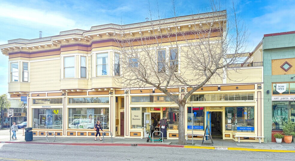 More Photos Of 2950 College Ave, Berkeley Storefront For Lease