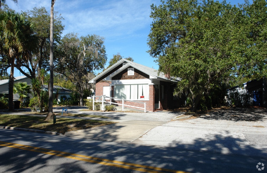 More Photos Of 414 Jeffords St, Clearwater Office For Sale