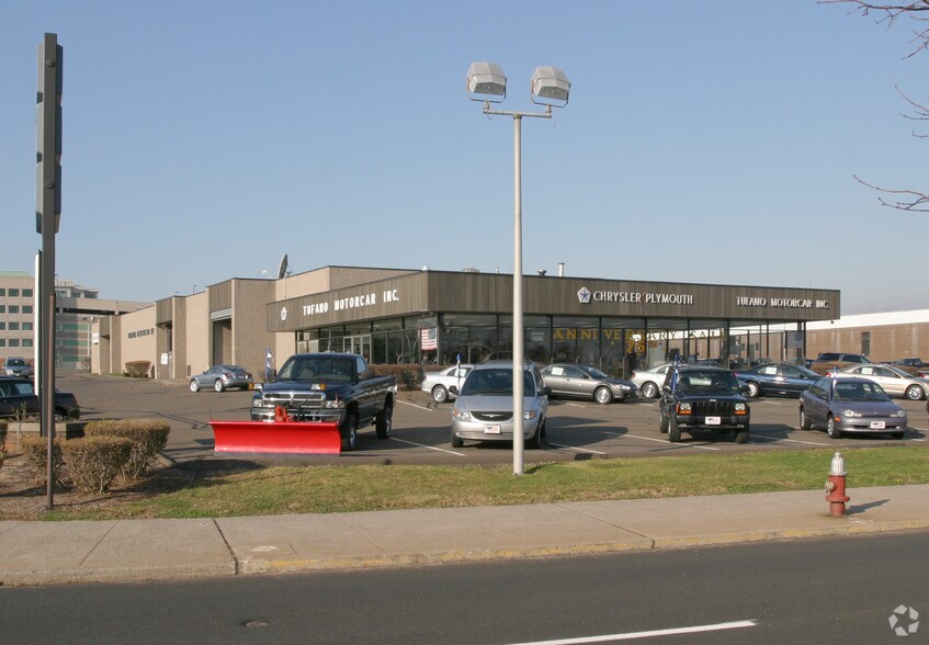 More Photos Of 285 Columbus Blvd, New Britain Industrial For Lease