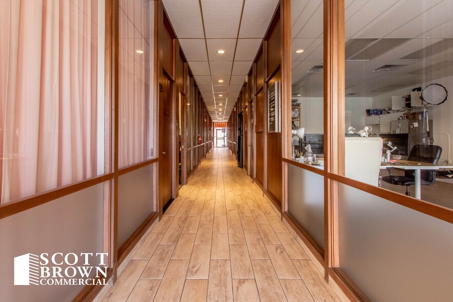 More Photos Of 225 W Hickory St, Denton Loft Creative Space For Lease