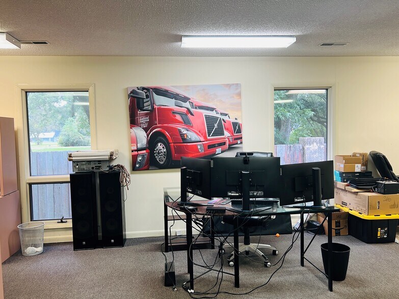 More Photos Of 354 Folly Rd, Charleston Medical For Lease
