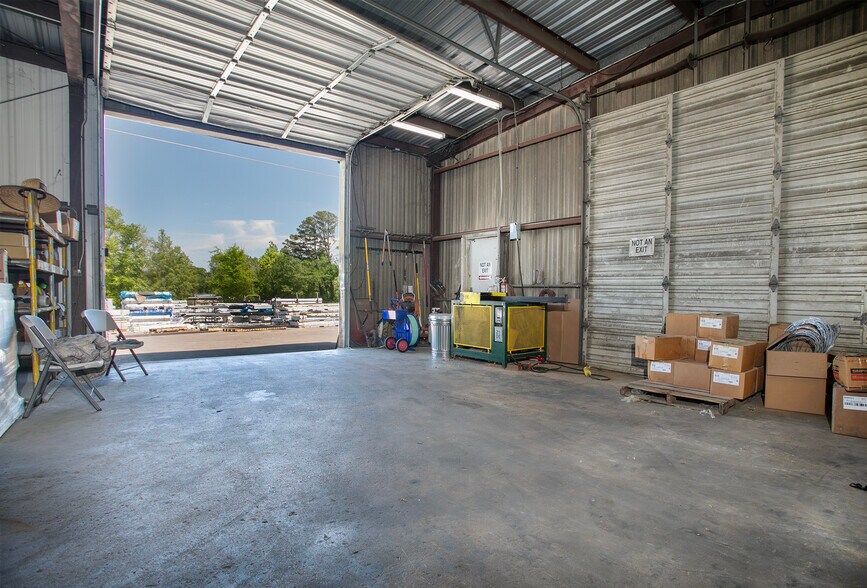 More Photos Of 5004 FM 2767, Tyler Industrial For Sale